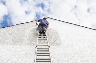Peinture extérieure à Zérubia — façades et ravalement